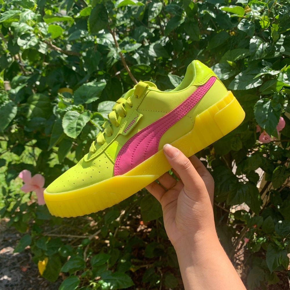 PUMA SNEAKERS